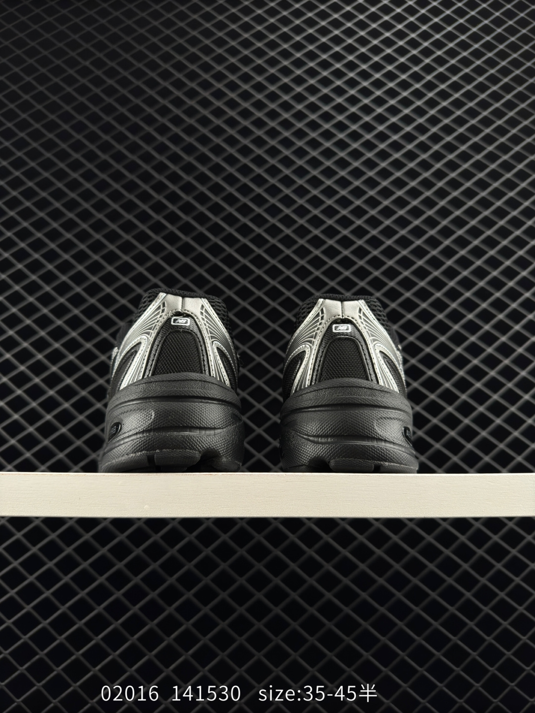 New Balance MR740 NB